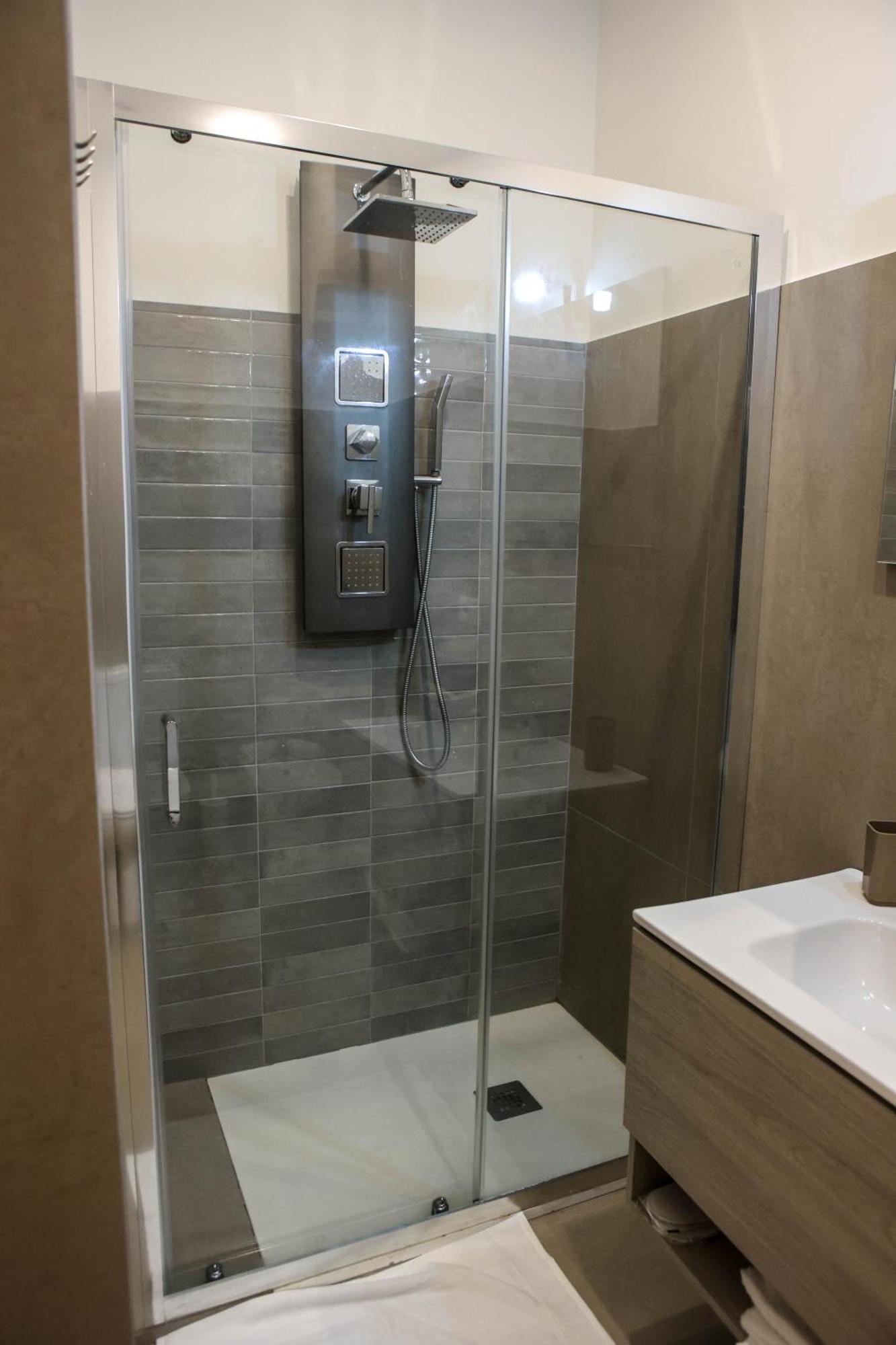 B&B Suites&Rooms Piazza Dei Martiri Catania Bagian luar foto