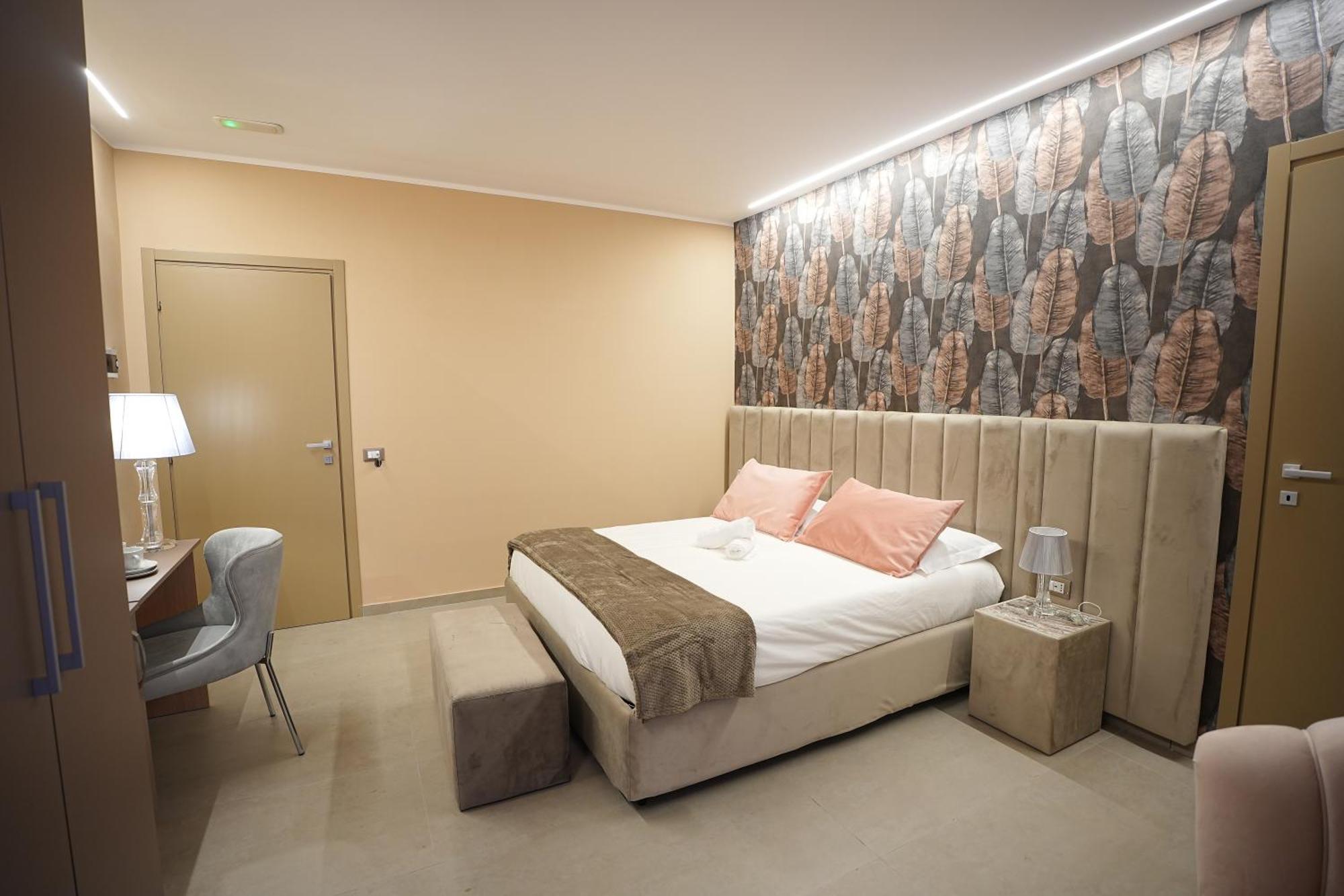 B&B Suites&Rooms Piazza Dei Martiri Catania Bagian luar foto
