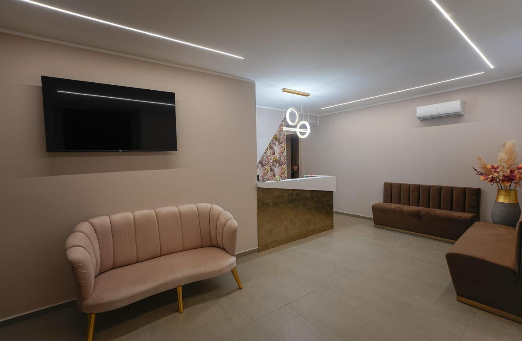 B&B Suites&Rooms Piazza Dei Martiri Catania Bagian luar foto